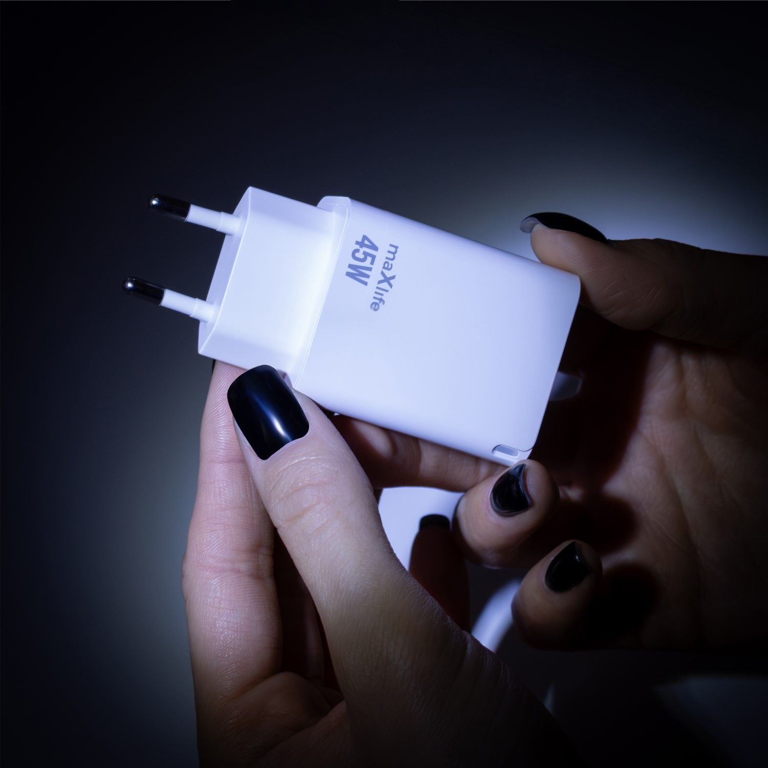 Maxlife MXTC-09-45AC GaN USB-C + USB hálózati töltő – 45W, fehér – 5. kép
