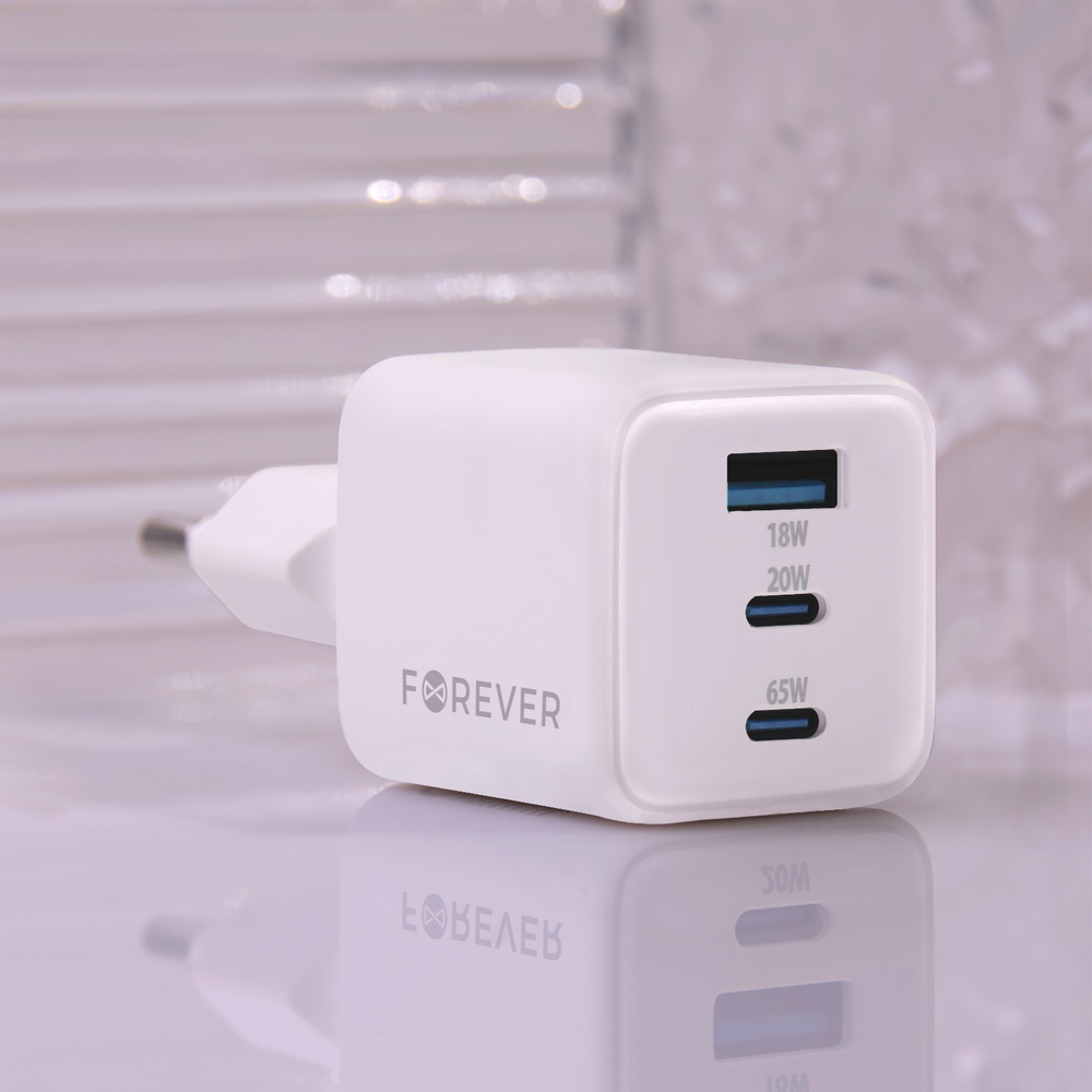 Forever TC-08-65ACC GaN PD QC hálózati töltő 65W – 2× USB-C + 1× USB-A – 5. kép